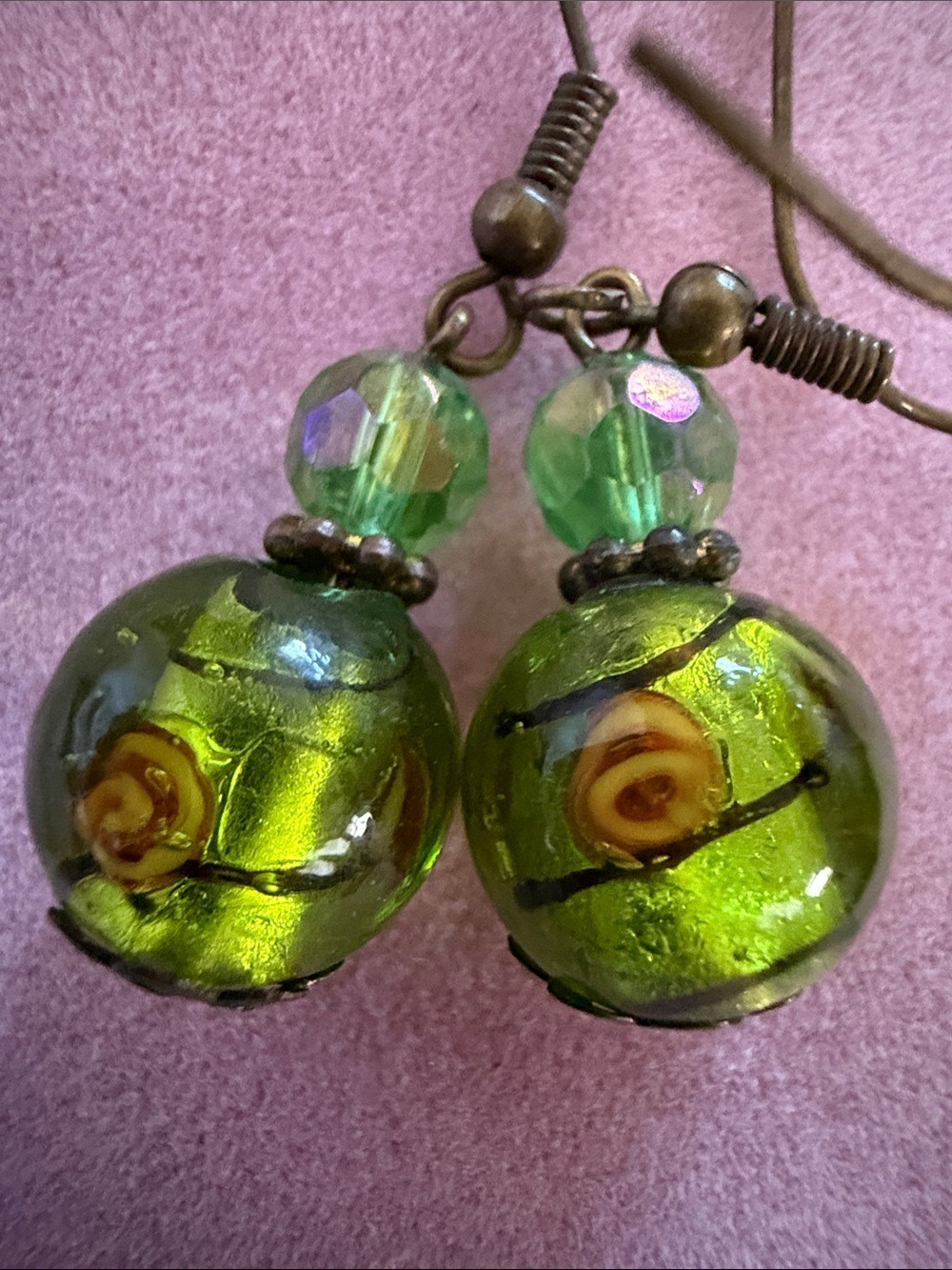 Green Glass Bead Drop Earrings Floral Accent (J0070)